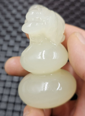 新疆和田白玉葫芦玉石手把件