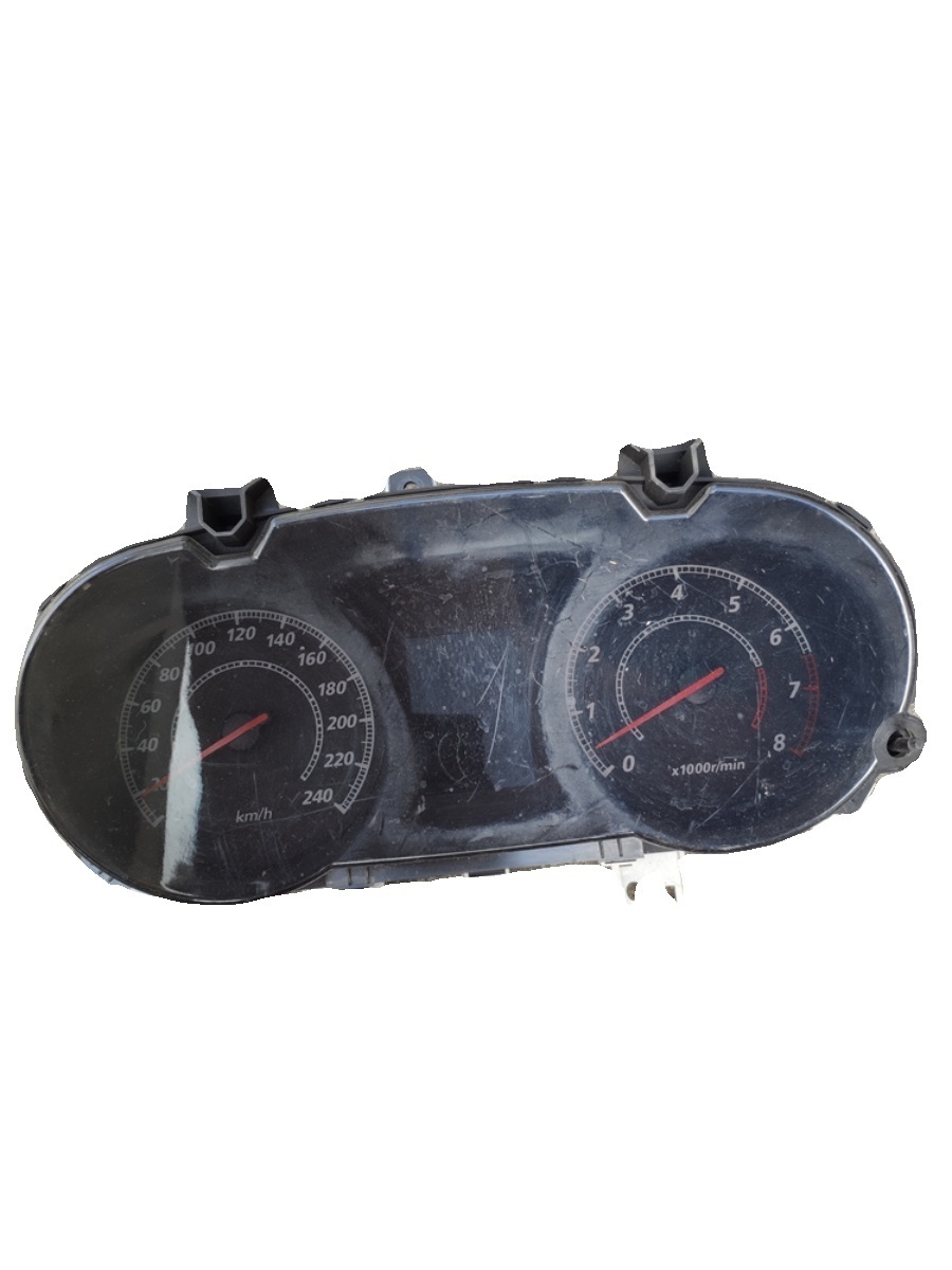 适用永源飞A380悦翔V7组合仪表盘总成MG136AT B211-3820010AK01