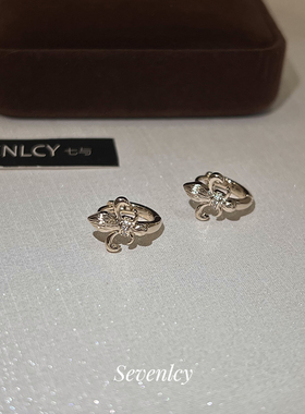 七与 新品【梦鸢尾】精工香槟金贵气拉丝鸢尾花耳扣耳圈高级感