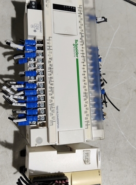 拆机PLC，型号TM218LDA40DRPHN 1个 议价