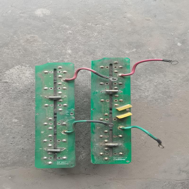 出售惠丰F1000系列变频器电容板，型号SF007-(议价）