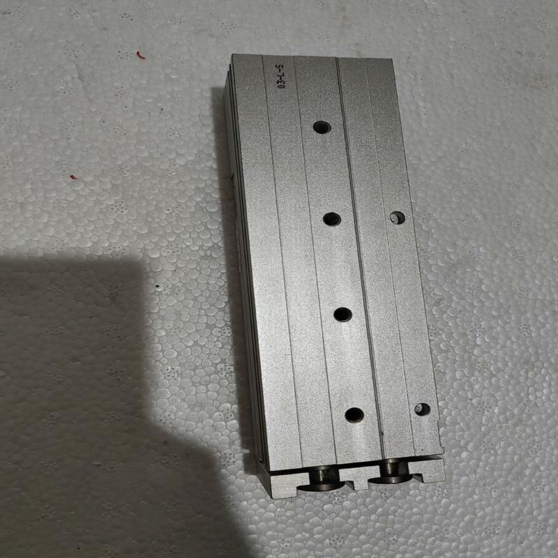 亚德客滑台气缸HLQ16*100SB拆机配件,成色充(议价)