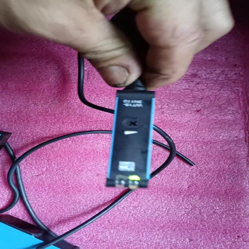 二手拆机SICK传感器WT18-3N110，线长25(议价）