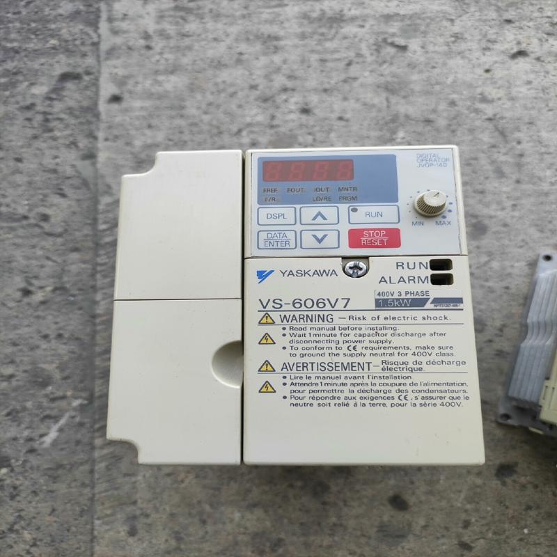 安川变频器 CIMR-V7AT41P5  /2P2(议价）