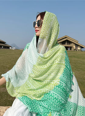 小清新绿色丝巾女夏季旅游披肩
