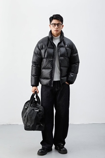 高端品牌羽绒服男短款2025冬季新款加厚保暖白鹅绒连帽立领外套男