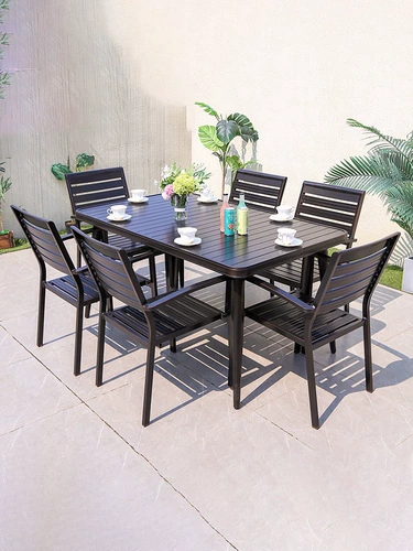 Алюминиевые столы и стулья на открытом воздухе, водонепроницаемый солнцезащитный крем может сложить алюминиевую пластину, столы, стул, садовые виллы. Столы и стулья пять сетов