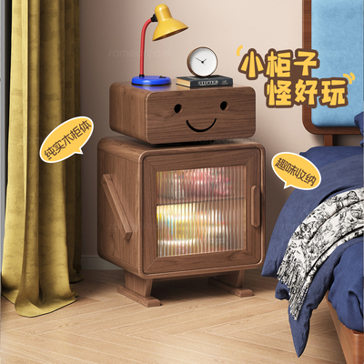 萌趣机器人造型纯实木床头柜