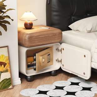 三梦床头柜保险箱一体小型家用卧室2026新款实木中古奶油风小柜子