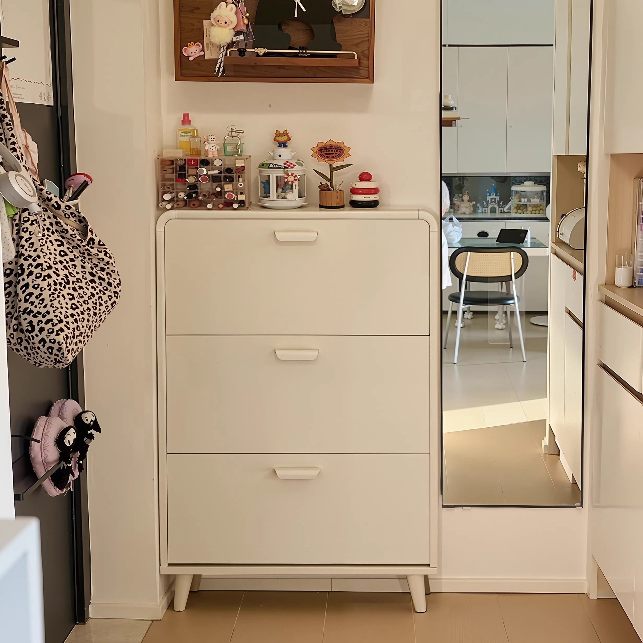 入户鞋柜一体靠墙超薄家用门口2025爆款奶油风走廊玄关翻斗窄鞋架,住宅家具,鞋柜,淘宝优惠券,粉丝福利购,淘宝优惠卷