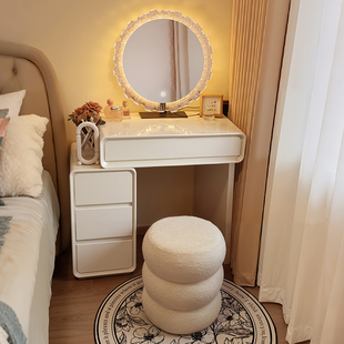 梳妆台小型2026新款小户型卧室现代简约墙角迷你床头柜化妆桌60cm