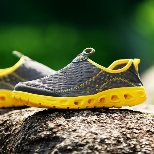 夏季运动风速干防滑透气登山凉鞋