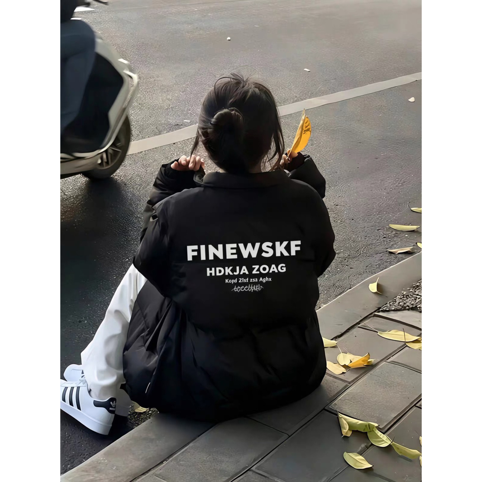 中大童少女黑色立领羽绒棉服冬季2026初中高中学生宽松保暖外套潮
