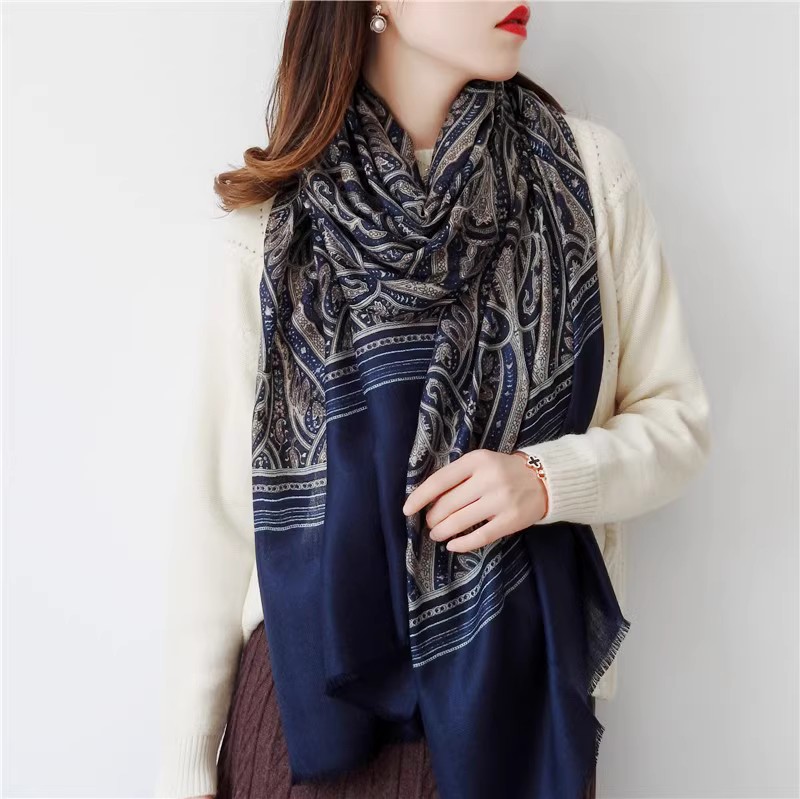 丰紫隅四季印花欧式宫廷羊毛围巾