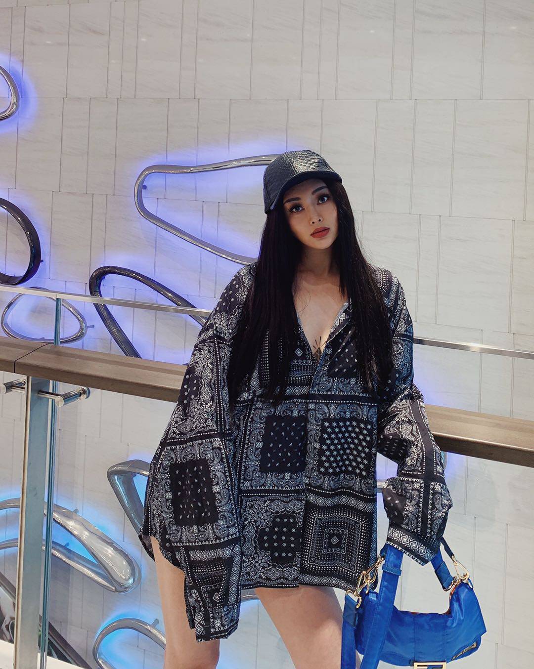 男女寬松黑白西海岸腰果花街頭HIPHOP嘻哈男朋友翻領長袖襯衫外套在類目 女裝/女士精品, 襯衫中 - 來自Buy2taobao.com提供專業的淘寶代購服務