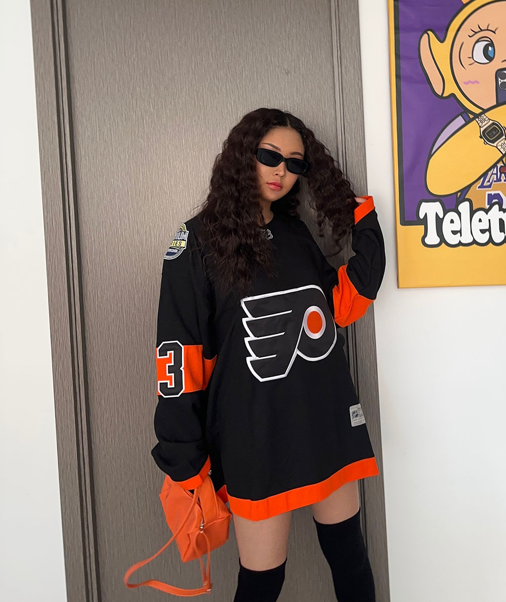 男女宽松加大黑橘色美式街头运动字母欧美长袖棒球橄榄球套头卫衣