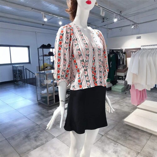 S-M穿 SAXX花卉刺绣V领宽松女装七分袖衬衫 510