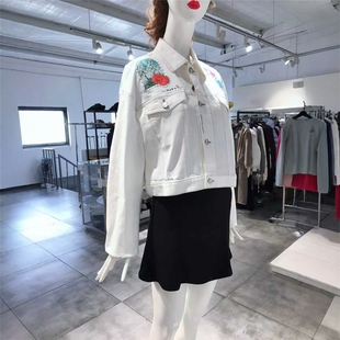 女装 M穿 MARNI 1170 刺绣翻领纽扣休闲牛仔外套