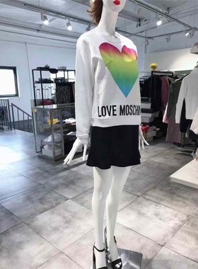 S-M穿 LO0VE MO0SCHINO 经典桃心休闲卫衣 570