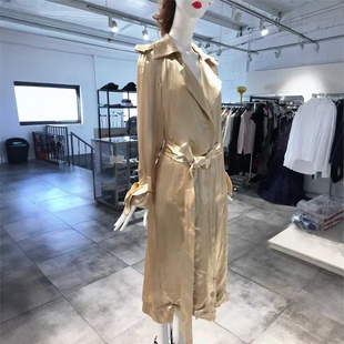 BECKHAM 时尚 潮流翻领女装 腰带风衣 VICTORIA 长款 2180 M穿