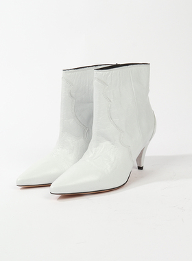 37 38码 IR0O 漂亮法式显瘦小锥跟时装靴 830