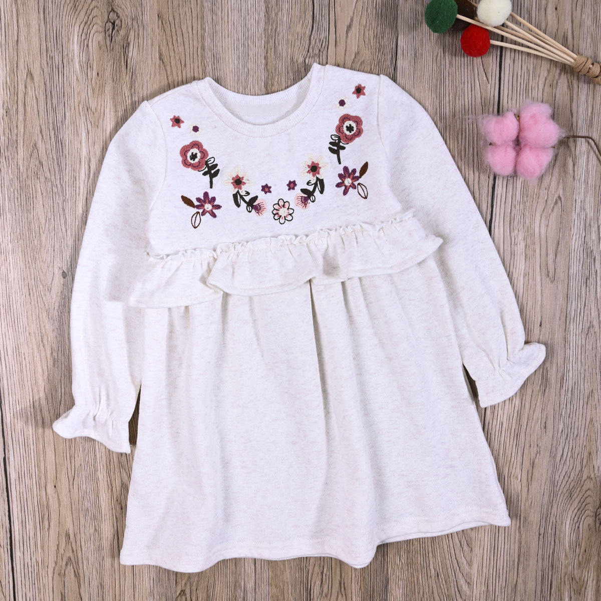 外贸欧美 女宝春秋长袖细抓绒公主裙女童甜美刺绣中长款连衣裙子