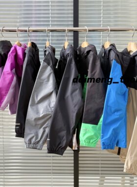 不打折80-160码出口韩春款男女童中大童百搭多色户外冲锋衣合集