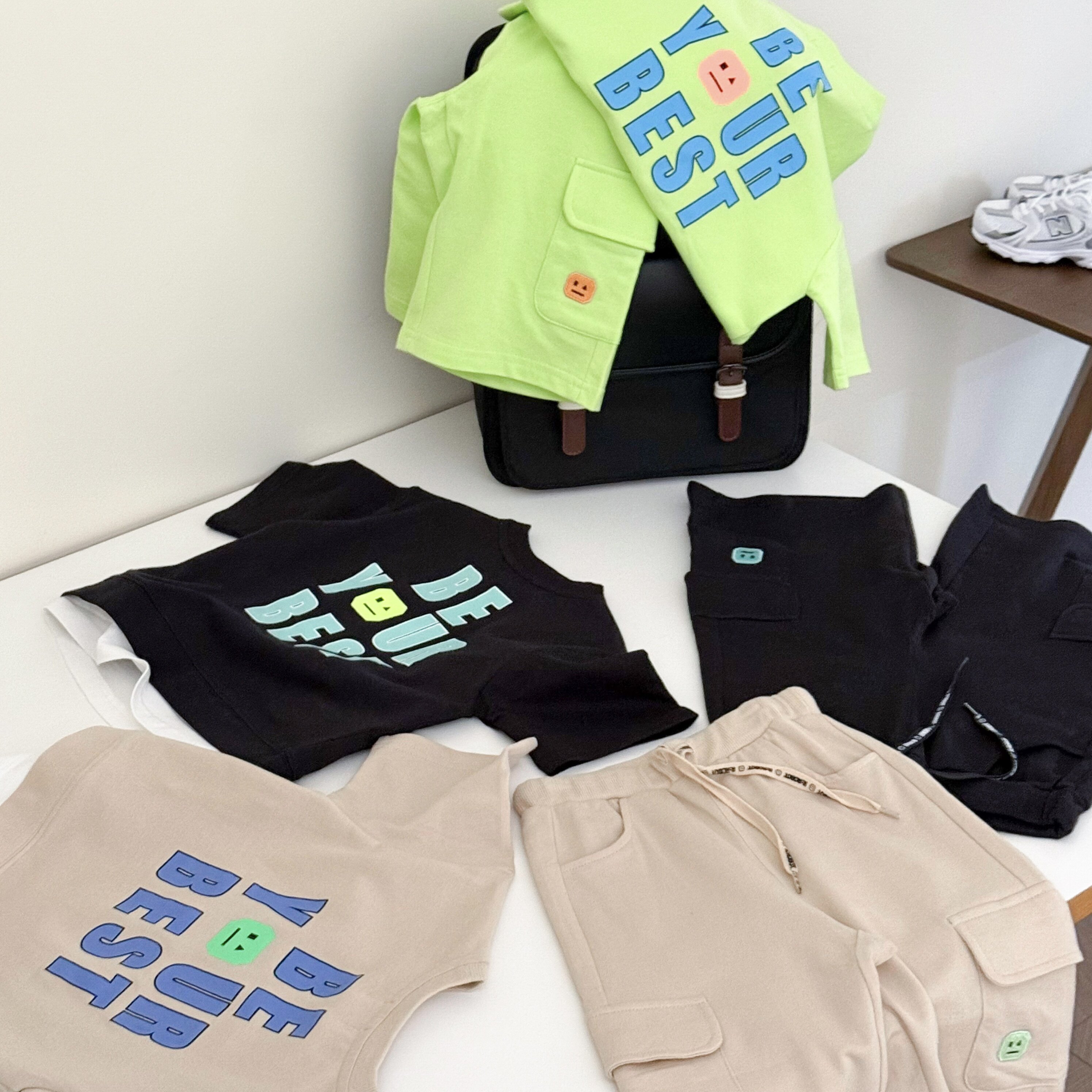 包邮！100-155码韩国春夏秋款薄毛圈男女童三色运动T恤短裤分开卖