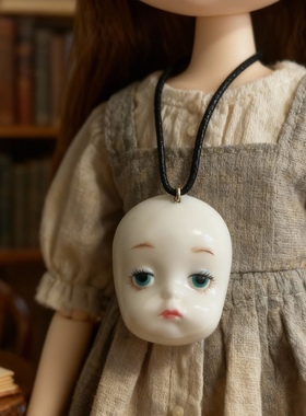 女陶瓷复古呆萌个性娃娃脸吊坠
