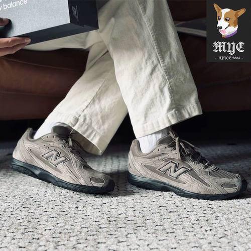 NewBalance复古薄底休闲运动鞋