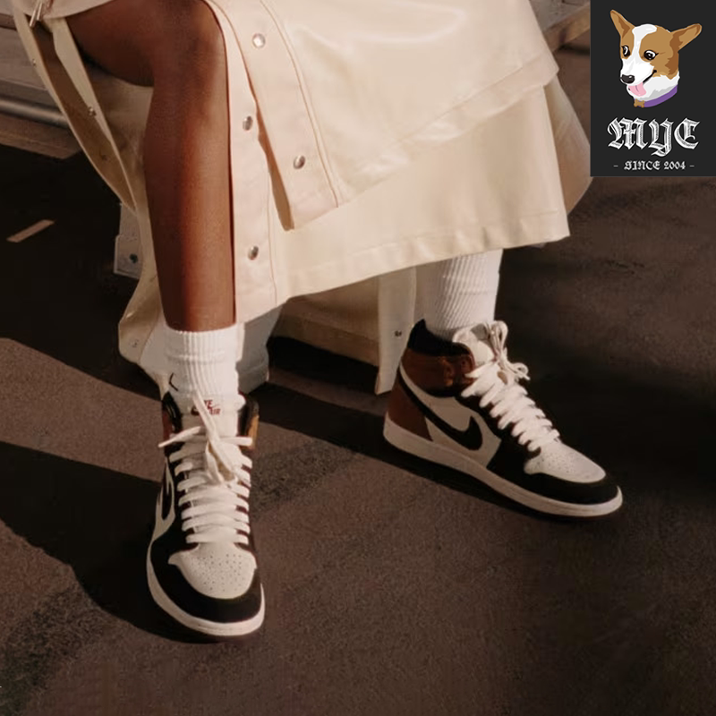 耐克Nike男子高帮黑彩色篮球鞋
