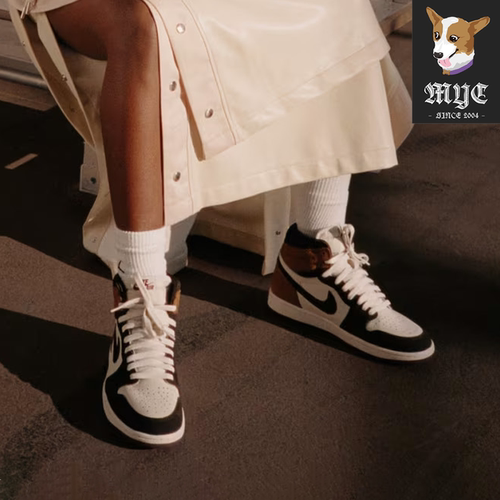 耐克Nike男子高帮黑彩色篮球鞋