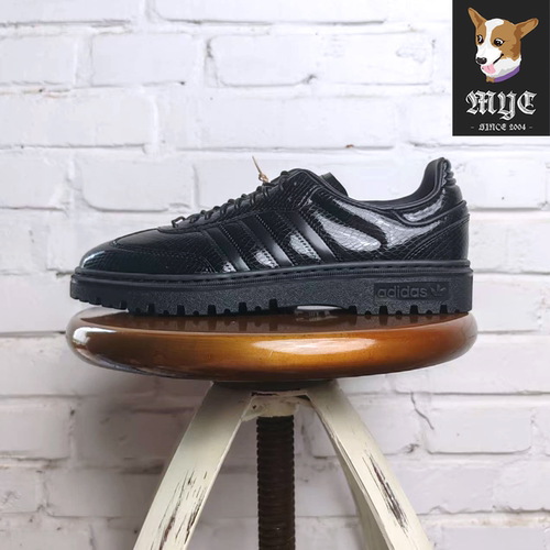 阿迪达斯Adidas SAMBA WTR 黑色亮面皮革时尚低帮休闲板鞋 KI6278