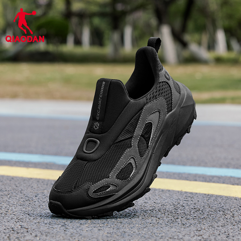 乔丹男户外生活鞋2025冬季新款耐磨减震一脚蹬运动鞋软底健步鞋