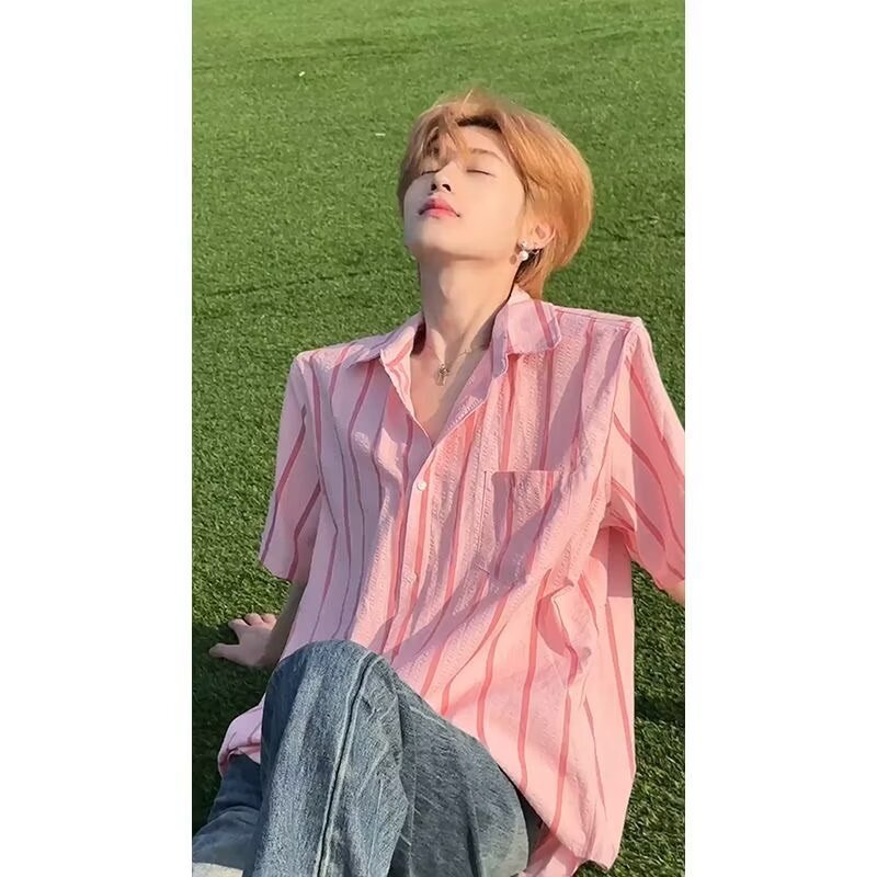 夏季多巴胺粉条纹短袖衬衫男