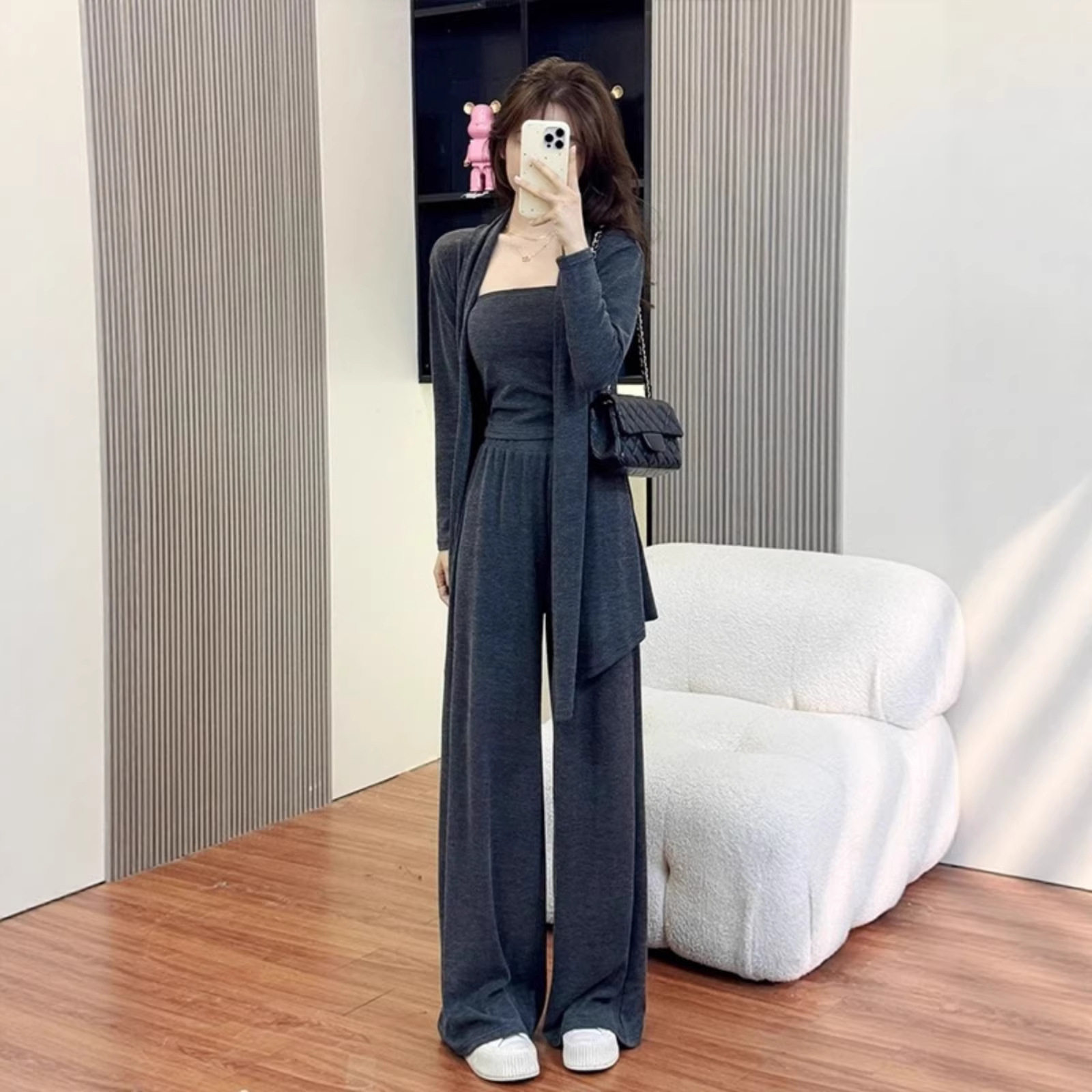 开春女时尚高级感休闲运动三件套