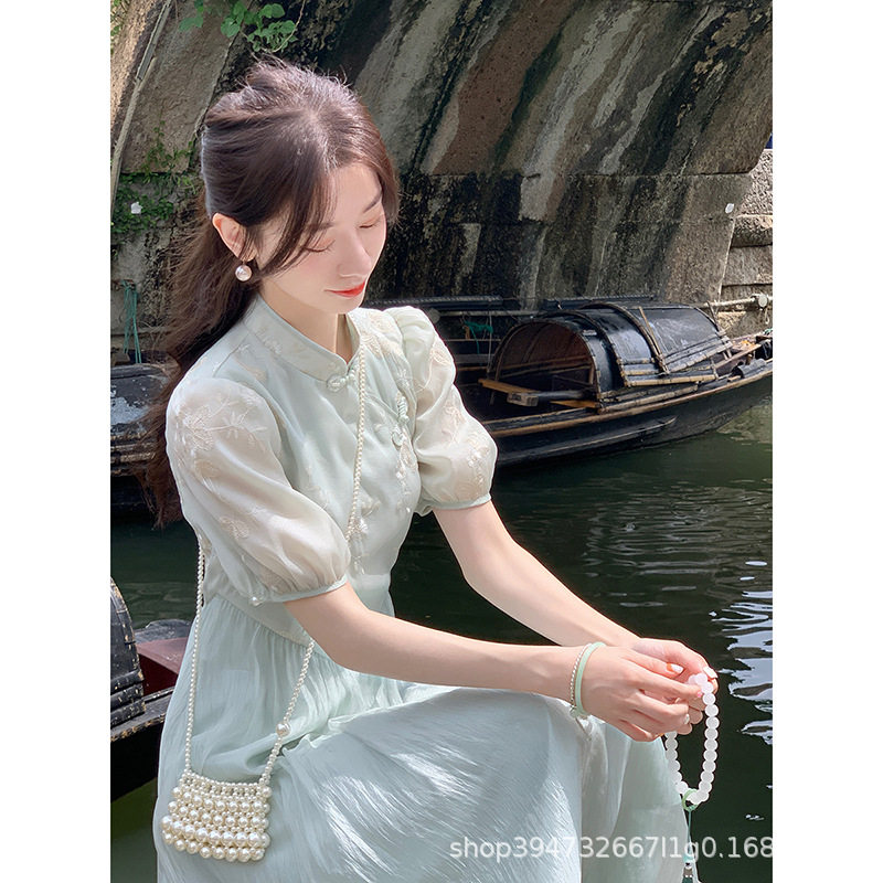 大码女夏装新款胖mm显瘦遮肚气质新中式国风泡泡袖盘扣收腰连衣裙