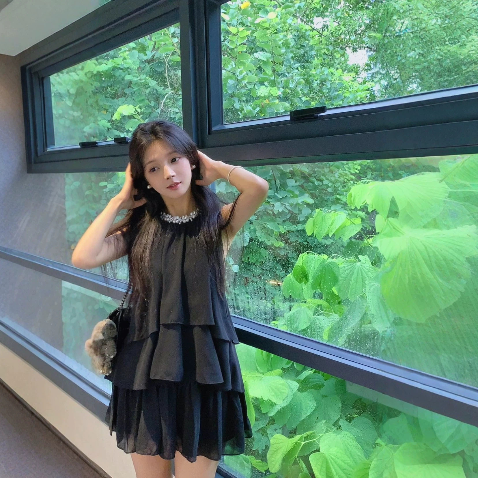 夏季法式甜美珍珠无袖显瘦套装