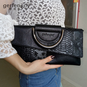 大容量女士手拿包