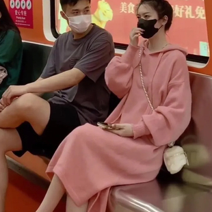 网红爆款春秋冬季新款连帽卫衣韩版慵懒风针织衫毛衣长款连衣裙女