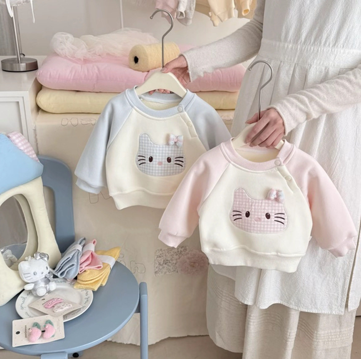 女童卫衣秋冬款2025新款宝宝加绒上衣婴儿套头衫儿童公主衣服冬装