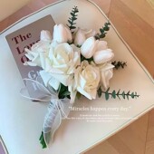 新娘伴娘婚礼订婚领证手拿摆拍韩式 小清新郁金香玫瑰混搭手捧花束