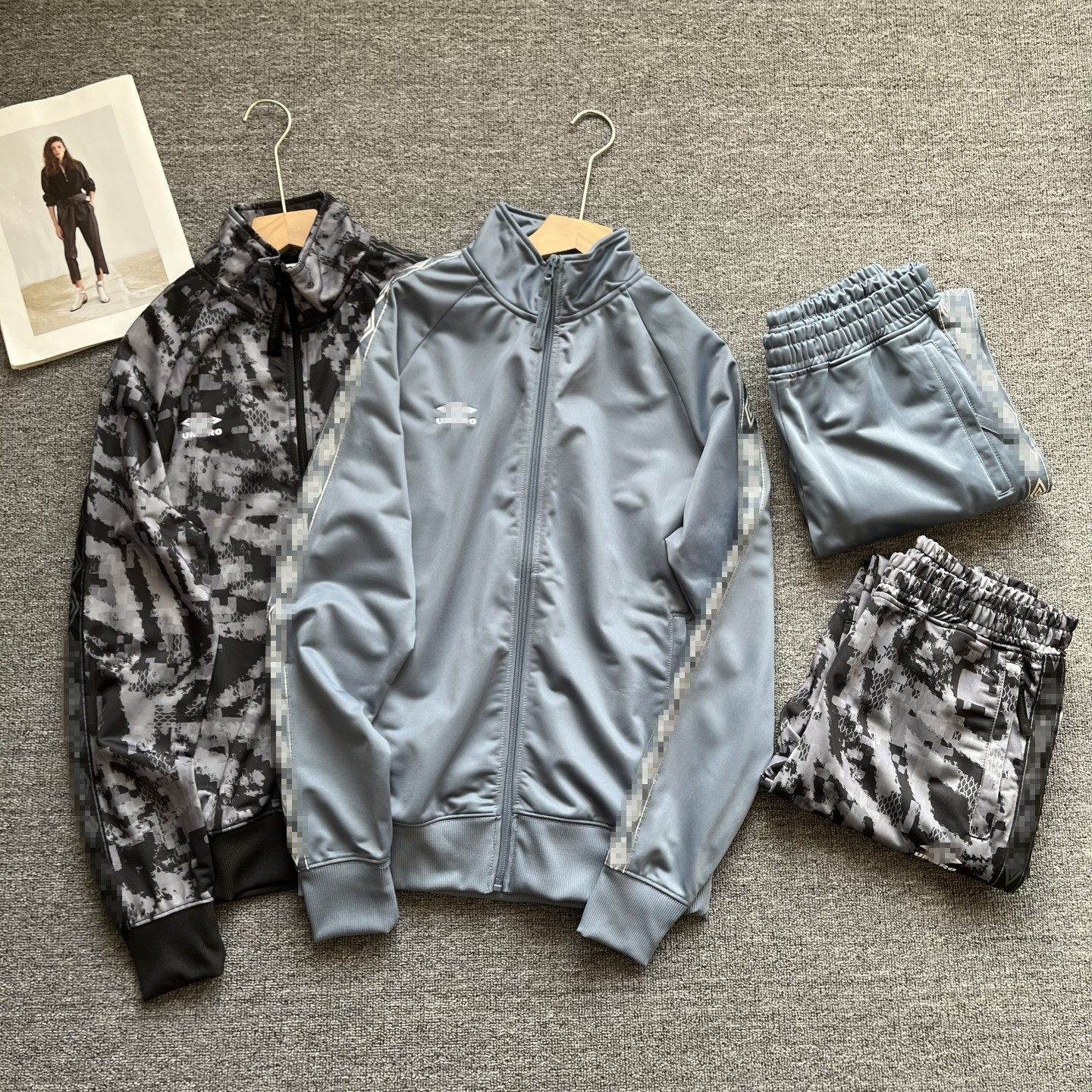 外贸单男女同款梭织休闲套装春季宽松运动立领拉链衫小脚休闲裤