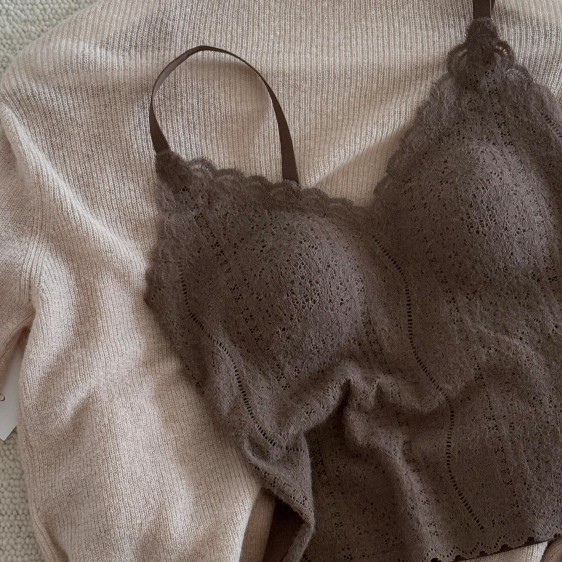 美拉德系秋冬季内搭背心