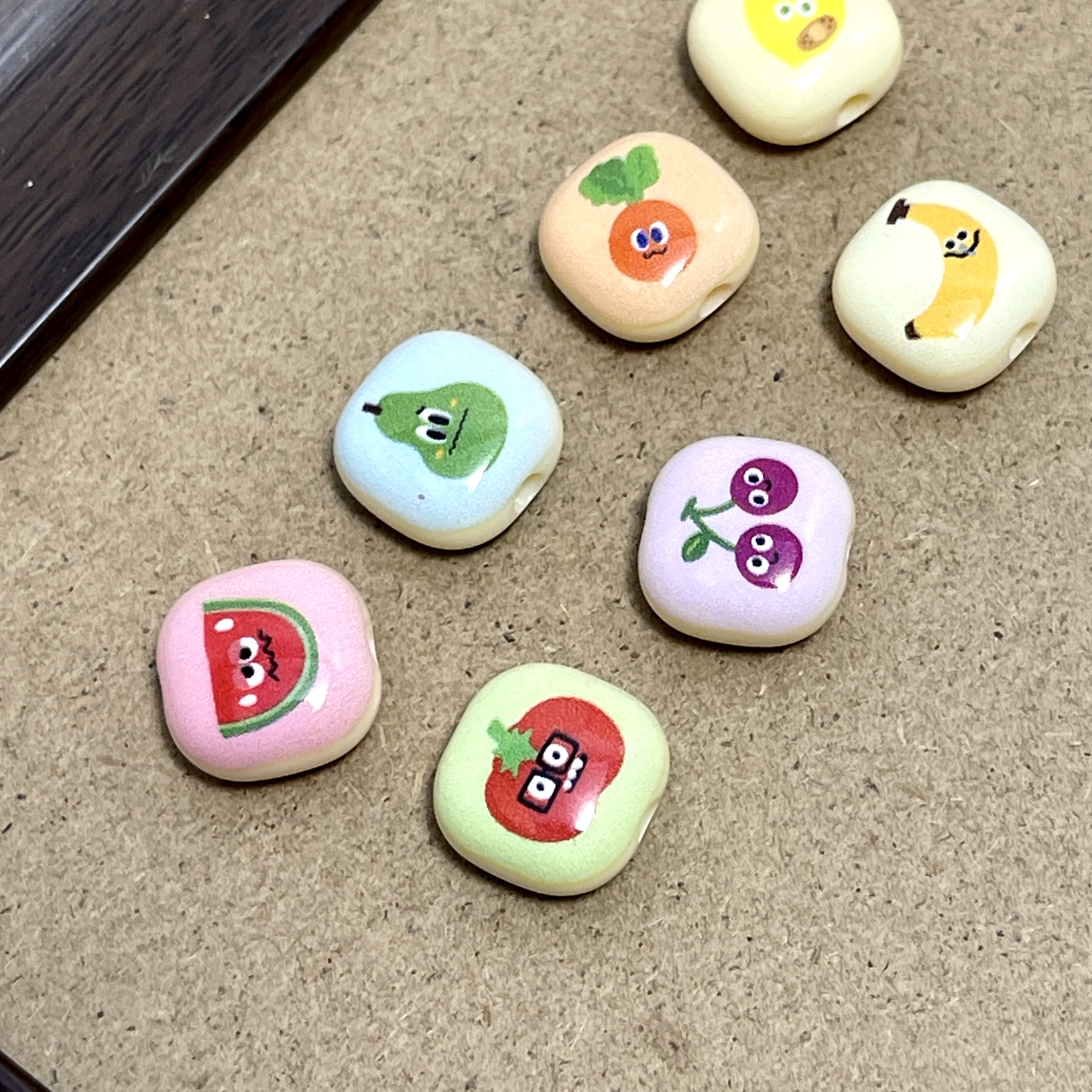 五月天应援物料亚克力通孔馒头珠diy手工手机链钥匙扣包包配件