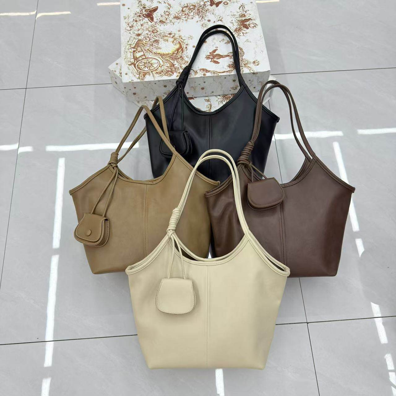 2026新款欧美时尚托特包通勤百搭大容量腋下单肩包休闲软皮手提包