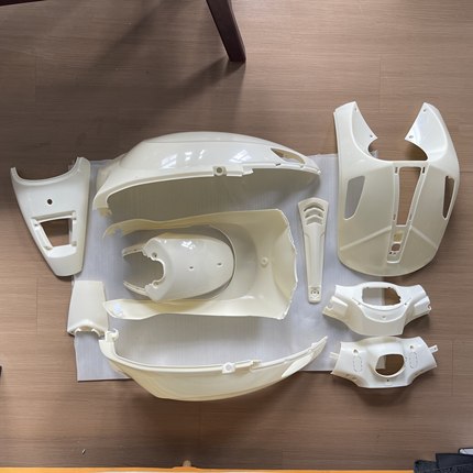 台湾旷达/电火/金大力/英士奇电伟士一比一电动车外壳颜色可定做