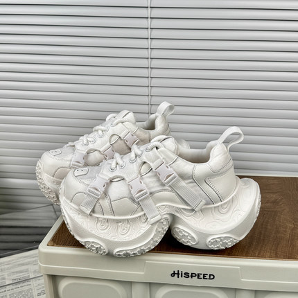 厚底爆款小个子7CM老爹鞋女款2026春季新款休闲增高小白运动女鞋