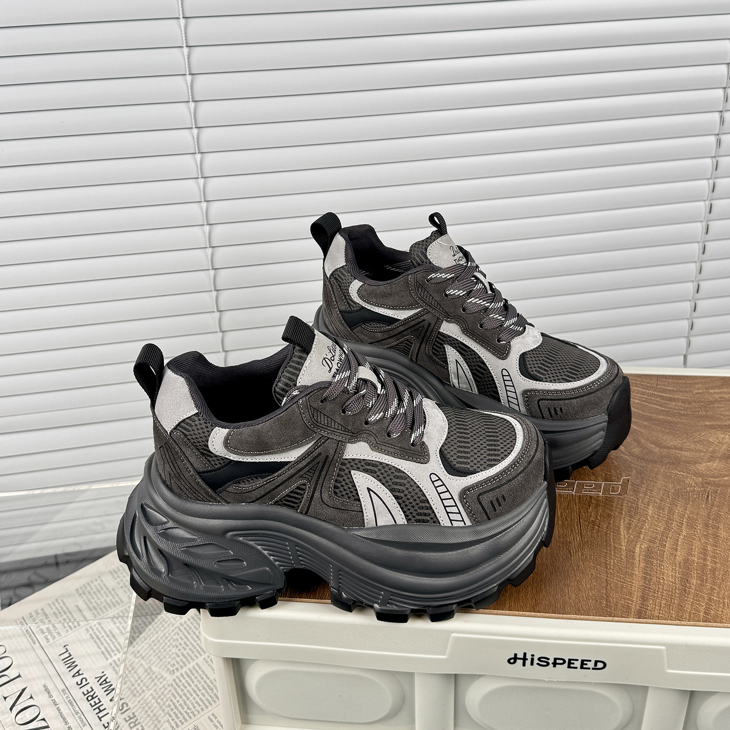 欧洲站厚底爆款拼色老爹鞋女款2026春季新款小个子松糕鞋运动女鞋