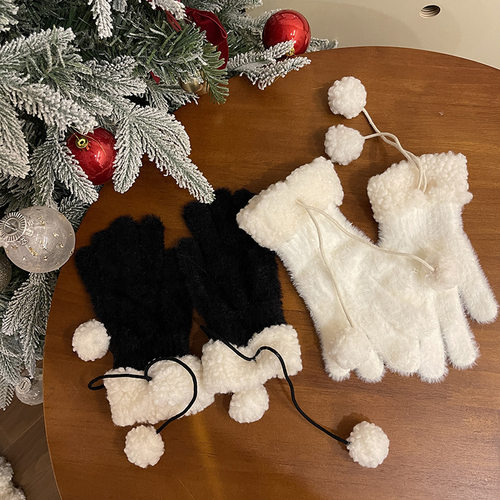 袜贵人冬季新品圣诞羊羔绒毛球獭兔手套洛丽塔少女学生保暖手套女